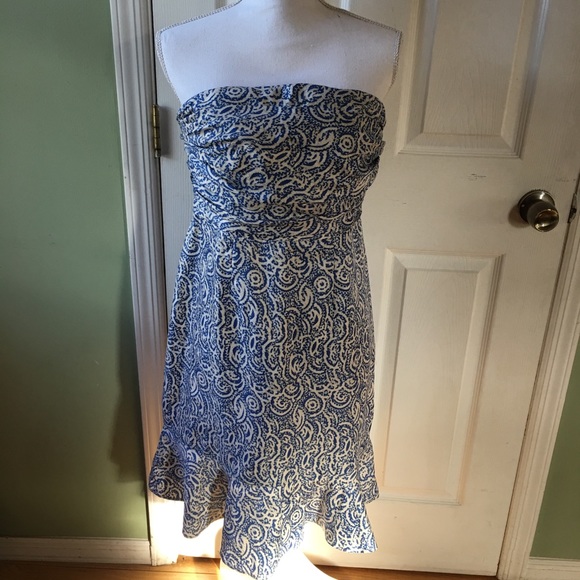 The limited strapless dresses 💕🌸😍💓💗 - Picture 1 of 3